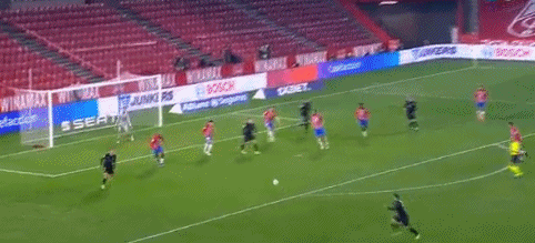 奎因27分8篮板，徐杰25分11助攻，广东男篮93-106惜败山西